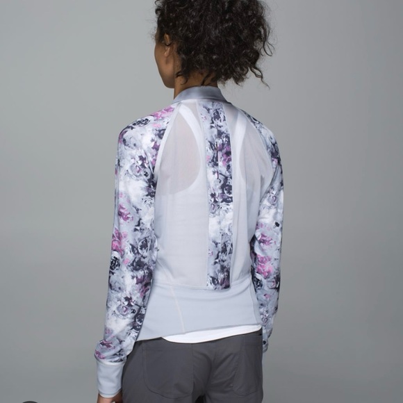 Lululemon If You’re Lucky jacket in Silver Fox - Picture 2 of 6